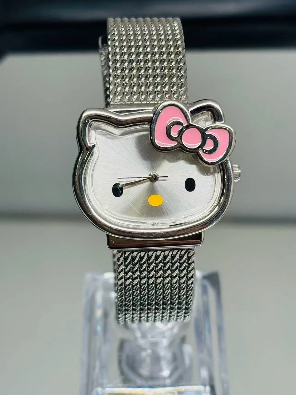 Hello Kitty Sanrio Quartz Silver Mesh Bracelet Watch Cute Face Runs New Battery